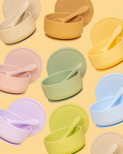 Load image into Gallery viewer, Silicone Suction Bowl with lid + Spoon Set: Blossom