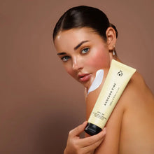 Load image into Gallery viewer, SPF 30 Natural Body Sunscreen