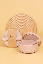 Load image into Gallery viewer, Silicone Suction Bowl with lid + Spoon Set: Vanilla
