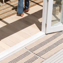 Load image into Gallery viewer, Macintosh Outdoor/Indoor Stripe: Doormat (Pack of 4)