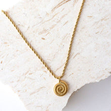 Load image into Gallery viewer, Shelly Necklace