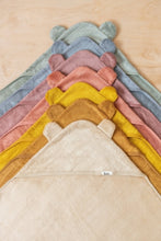 Load image into Gallery viewer, Hooded Towel