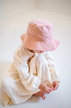 Load image into Gallery viewer, Cotton Sun Hat: Golden Tan / Medium
