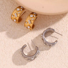 Load image into Gallery viewer, Margot Earrings in Gold