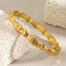 Load image into Gallery viewer, Gold Fish Bangle