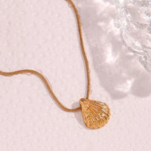 Load image into Gallery viewer, Byron Necklace