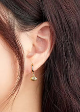 Load image into Gallery viewer, Seashell Hoop Earrings
