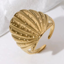 Load image into Gallery viewer, Seashell Ring
