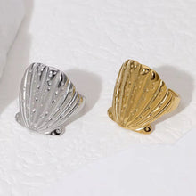 Load image into Gallery viewer, Seashell Ring