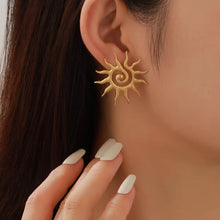 Load image into Gallery viewer, Golden Sunburst Earrings