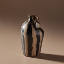 Load image into Gallery viewer, Celine Vase