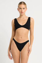 Load image into Gallery viewer, BOND-EYE - SCOUT CROP - ECO BLACK