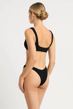 Load image into Gallery viewer, BOND-EYE - SCOUT CROP - ECO BLACK