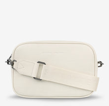 Load image into Gallery viewer, Plunder Bag With Webbed Strap - Chalk