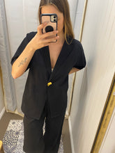 Load image into Gallery viewer, Black Button Set