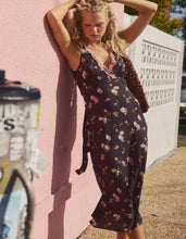 Load image into Gallery viewer, Darcy Midi Dress