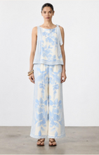 Load image into Gallery viewer, The Delphine Linen Cami
