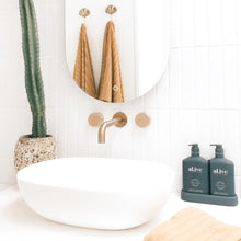 Load image into Gallery viewer, WASH & LOTION DUO + TRAY - COCONUT & WILD ORANGE