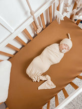 Load image into Gallery viewer, Bamboo Stretch Swaddle: Lilac
