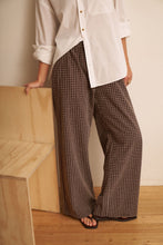 Load image into Gallery viewer, The Lounge Pant - Textured Chocolate Check
