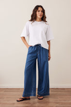 Load image into Gallery viewer, ANDIE WIDE LEG DRAWSTRING PANT - FRESH INDIGO
