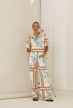 Load image into Gallery viewer, Paloma Printed Pants – Blue Floral
