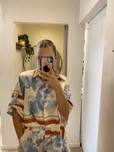 Load image into Gallery viewer, Paloma Printed Pants – Blue Floral
