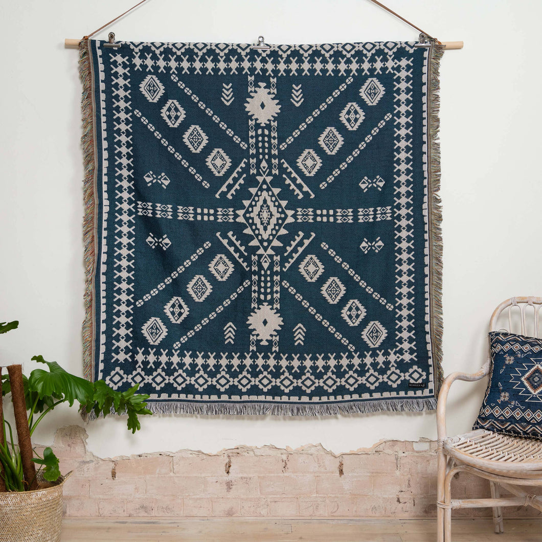 'Blue Moon' Woven Picnic Rug/Throw: Regular 130x160cm