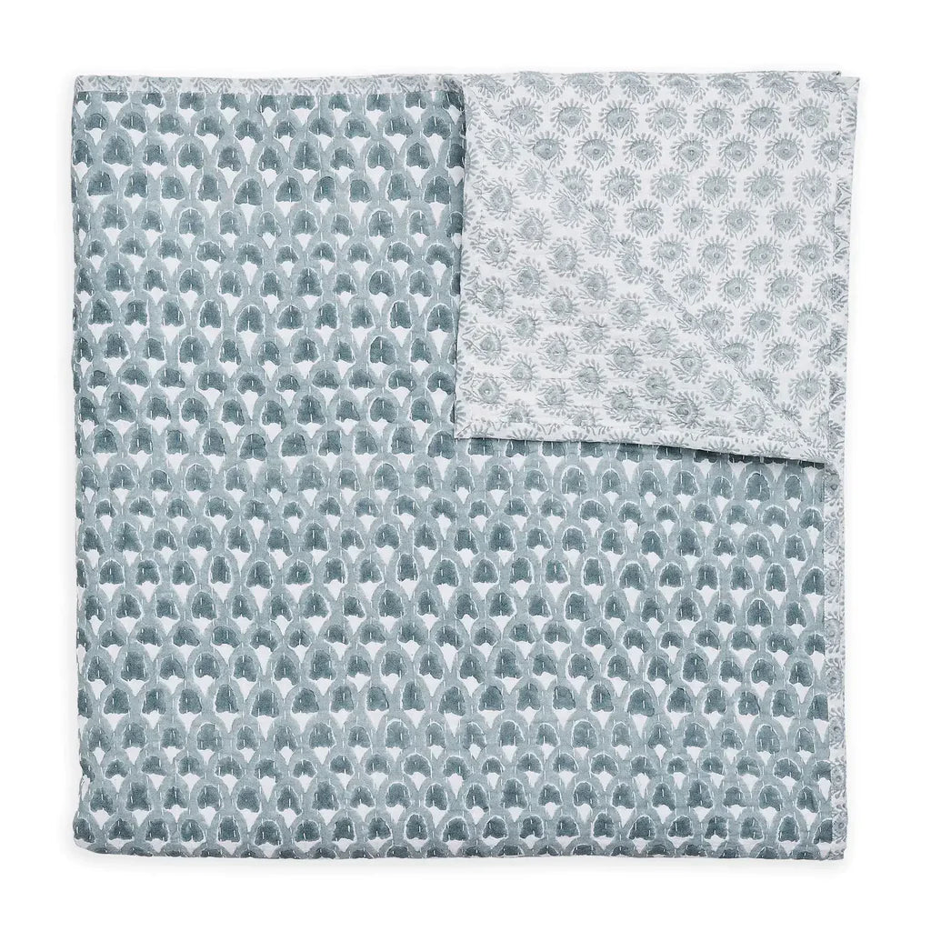 Lyon Quilt