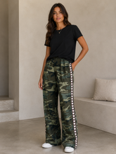 Load image into Gallery viewer, Camo Heart Stripe Pants
