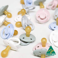 Load image into Gallery viewer, CMC &#39;Bubble&#39; Dummies Sage + Almond: Size 3
