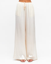 Load image into Gallery viewer, Celeste Satin Wide-Leg Pants – Champagne

