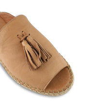 Load image into Gallery viewer, Keilor Leather slides
