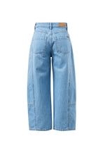 Load image into Gallery viewer, Demi Barrel Jean - Vintage Blue
