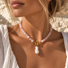 Load image into Gallery viewer, Isola Pearl Necklace
