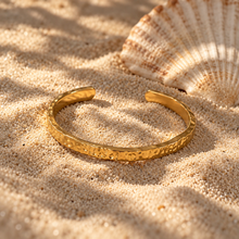 Load image into Gallery viewer, Soleil Cuff
