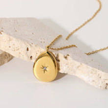 Load image into Gallery viewer, Teardrop Starburst Necklace
