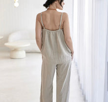 Load image into Gallery viewer, Fundamental Linen Cami - Natural
