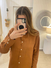 Load image into Gallery viewer, Millie Shirt – Amber

