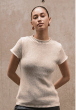 Load image into Gallery viewer, Fitted Short Sleeves Knit Top
