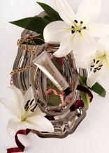 Load image into Gallery viewer, White Lily &amp; Holly Hand Cream

