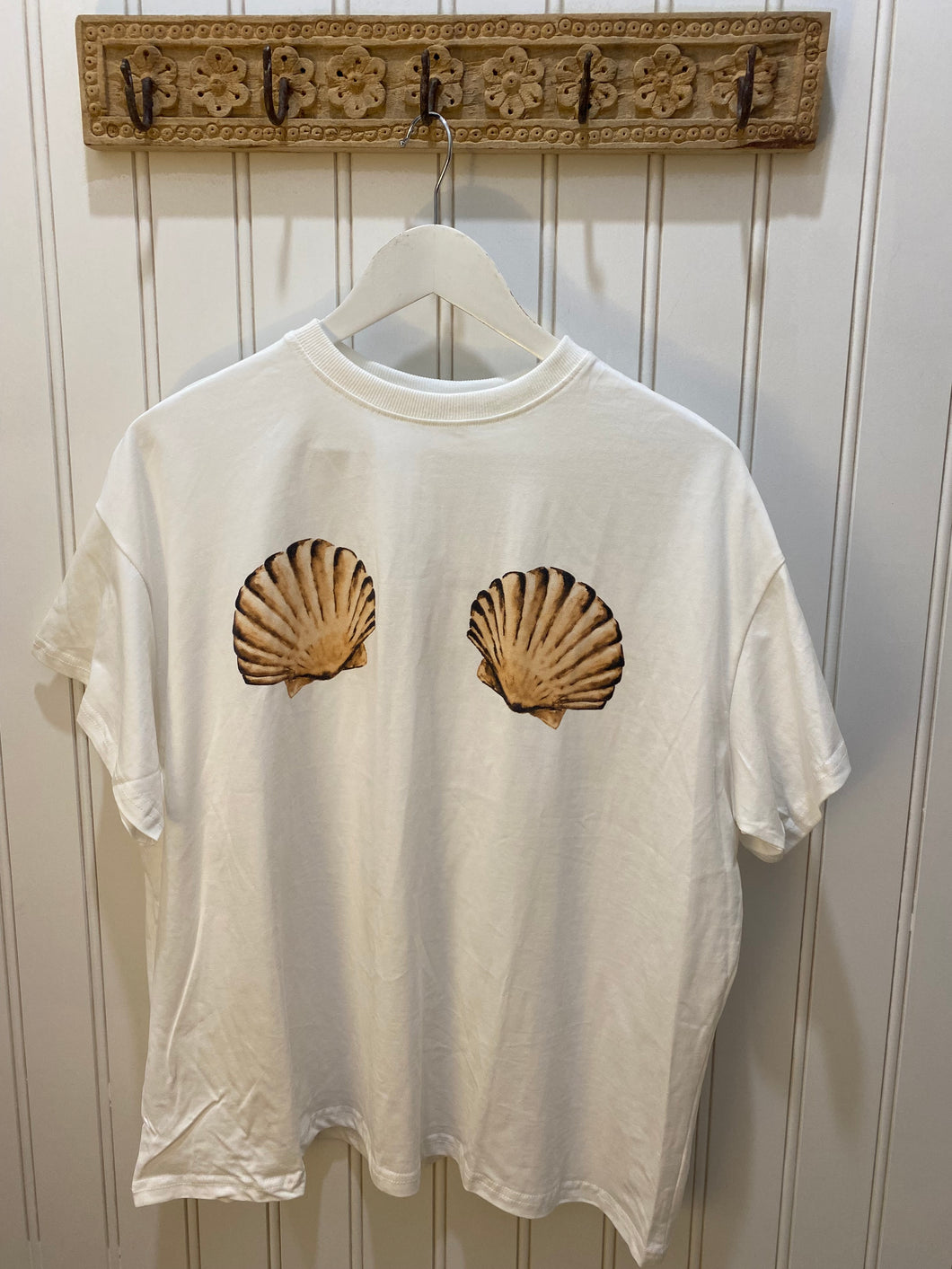 Shell Boobs Tee