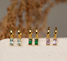 Load image into Gallery viewer, Green hoop earrings
