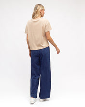 Load image into Gallery viewer, Side Detail Jean – Mid Wash
