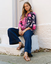 Load image into Gallery viewer, Mid Wash Wide Leg Jeans – Indigo
