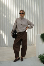 Load image into Gallery viewer, Weekender Pant
