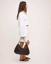 Load image into Gallery viewer, Juju &amp; Co - Basque Slouchy - Chocolate
