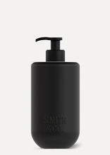 Load image into Gallery viewer, Smith &amp; Co - Tabac &amp; Cedar Wood Hand &amp; Body Wash
