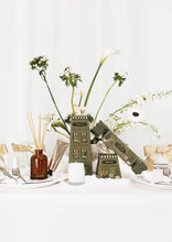 Load image into Gallery viewer, White Lily Scented Candle
