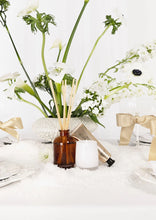 Load image into Gallery viewer, White Lily Reed Diffuser
